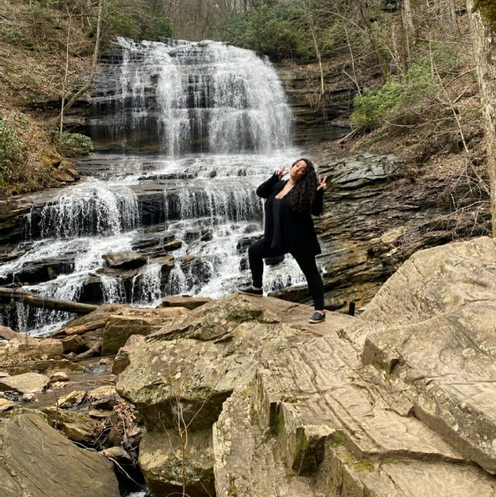 Meet your Posher, Nicole